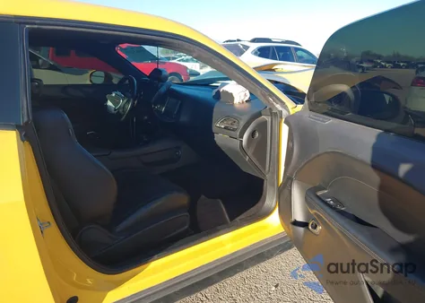 2017 Dodge Challenger 392 Hemi Scat Pack Shaker z USA, uszkodzony, nr VIN 2C3CDZFJ4HH588941